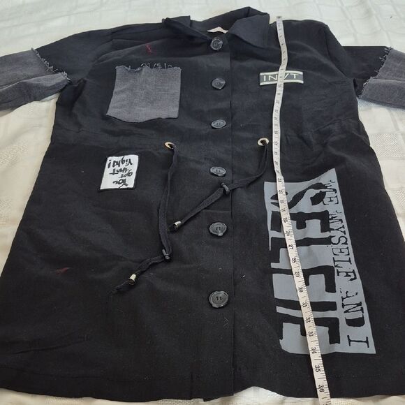 Black and Gray Jean Jacket with Star Accents - Picture 12 of 16